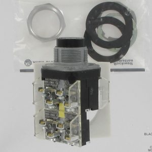 800T-B2H ALLEN BRADLEY 800TB2H