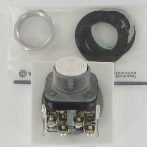 ALLEN BRADLEY 800TA5A4