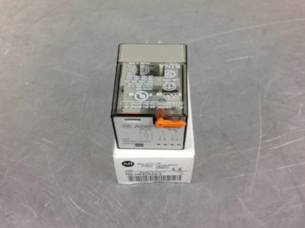 700-HAX2A24-3 ALLEN BRADLEY 700HAX2A243