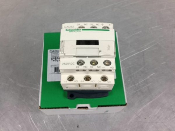 CAD32UD SQUARE D/TELEMECANIQUE IEC CONTROL RELAYS & ACCESSORIES
