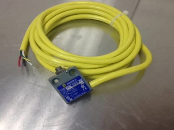 9007MS01S0406 SQUARE D/TELEMECANIQUE MINIATURE & SNAP ACTION LIMIT SWITCHES