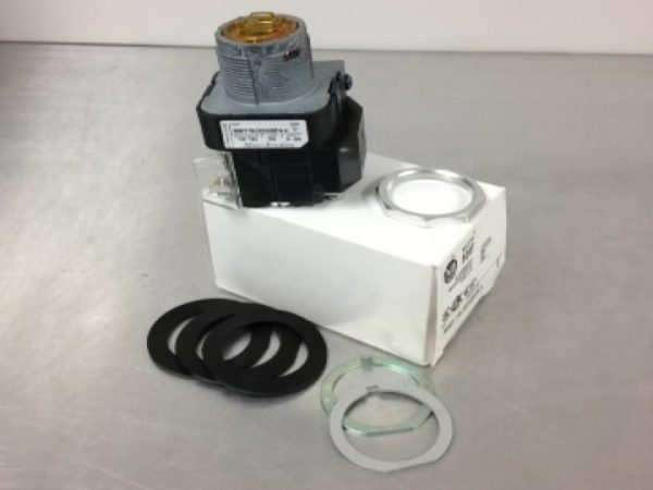 800T-16JX2KB7AX ALLEN BRADLEY 800T16JX2KB7AX