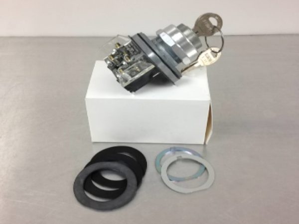 800T-E24A ALLEN BRADLEY 800TE24A