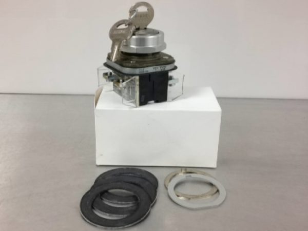 800T-E15A4 ALLEN BRADLEY 800TE15A4