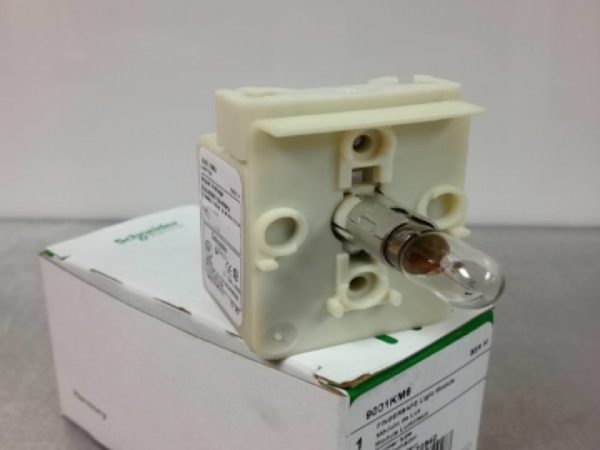 9001KM6 SQUARE D/TELEMECANIQUE PUSH BUTTON PILOT LIGHT SELECTOR SWITCH ACCESSORIES
