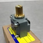 9007B SQUARE D/TELEMECANIQUE LIMIT SWITCH HEADS