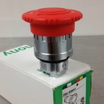 ZB4BS844 SQUARE D/TELEMECANIQUE PUSH BUTTON COMPONENTS