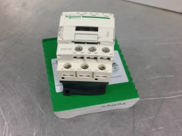 CAD32GD SQUARE D/TELEMECANIQUE IEC CONTROL RELAYS & ACCESSORIES