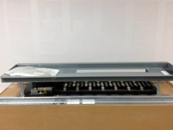 NQOD442L225CU SQUARE D/TELEMECANIQUE MAIN LUG PLUG-IN LIGHTING PANELBOARD INTERIORS