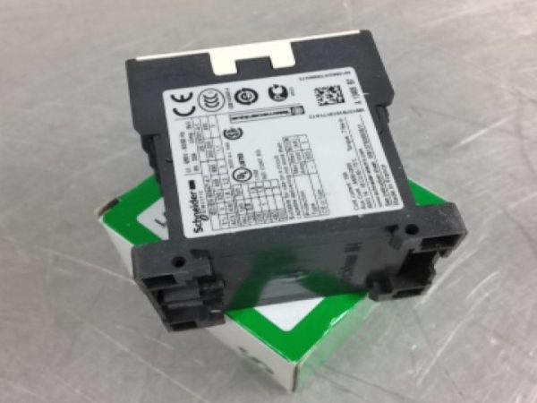 LC1K0601B7 SQUARE D/TELEMECANIQUE IEC CONTACTORS