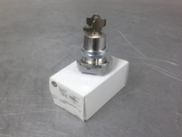 800T-J45KD7 ALLEN BRADLEY 800TJ45KD7