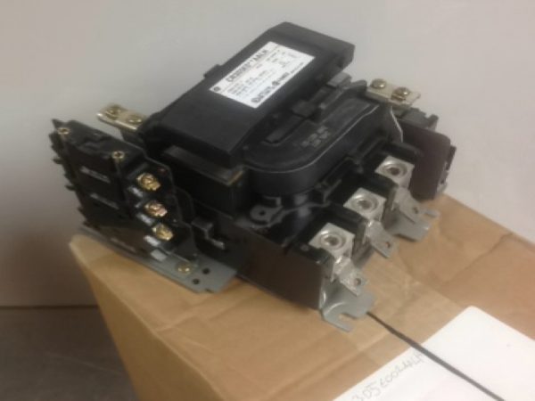 CR305E002AALH GE CONTACTOR