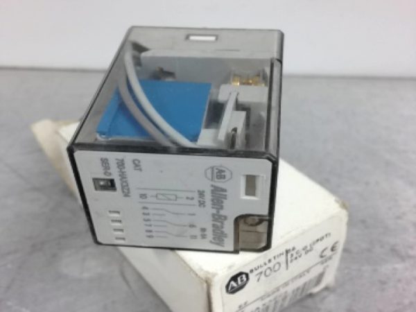 700-HAX3Z24 ALLEN BRADLEY 700HAX3Z24