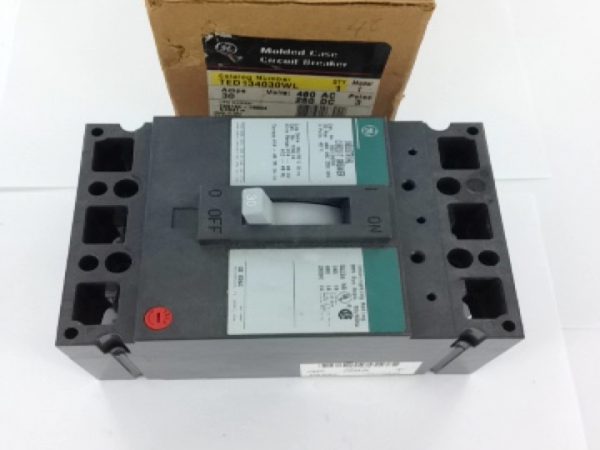 TED134030WL GE CIRCUIT BREAKER