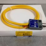 9007MS02S0102 SQUARE D/TELEMECANIQUE MINIATURE & SNAP ACTION LIMIT SWITCHES