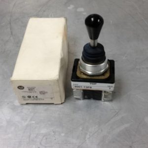 800T-T3P8EAXX ALLEN BRADLEY 800TT3P8EAXX