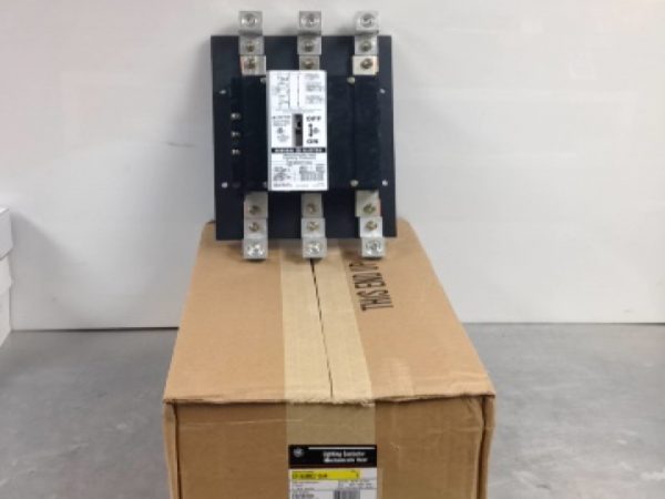 CR160MC7104A GE MECHANICALLY HELD OPEN 200 AMP LIGHTING CONTACTOR 480V COIL