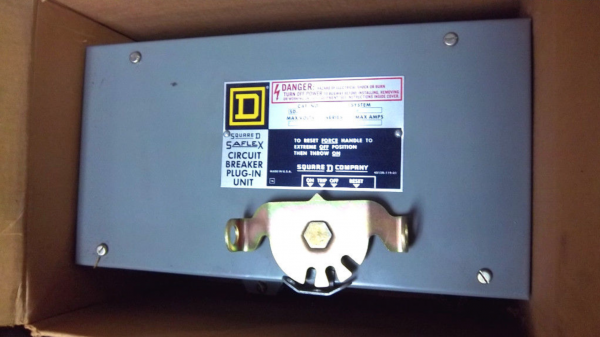SD75750 SQUARE D SAFLEX APD AND SD BUSWAY BUS PLUG 50 AMP ROUND BAR