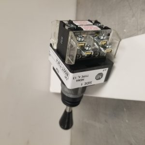 800T-T2F4MMXX ALLEN BRADLEY 800TT2F4MMXX